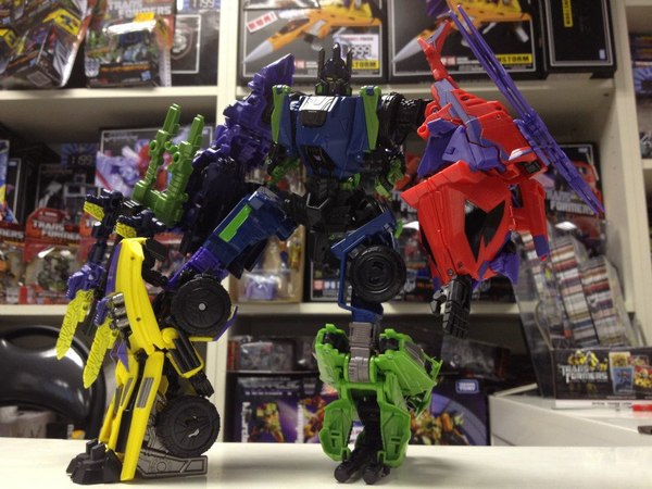 Transformers Generations Fall Of Cybertron Bruticus Out Of The Package Combined Images  (7 of 20)